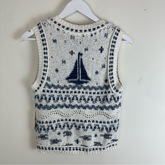 NWT Pilcro Sweater Vest Sailboats - Picture 7 of 9
